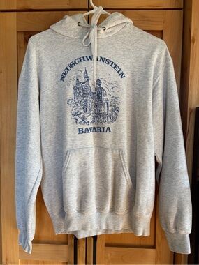 Neuschwanstein Bavaria German Castle Gray Hooded Sweatshirt medium M